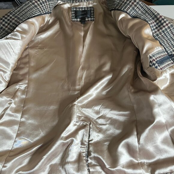 J Crew Schoolboy Wool Houndstooth Blazer - Women's Size 6 - Tan Burgundy - Picture 6 of 12